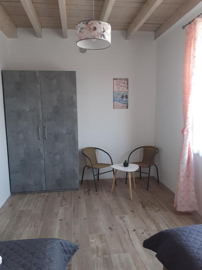 Apartamenty Roza Wiatrow Solec-Zdrój Exterior foto